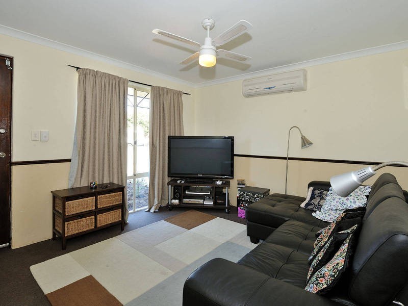 25 Serenoa Court, Warnbro WA 6169