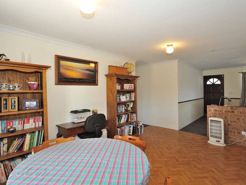 25 Serenoa Court, Warnbro WA 6169