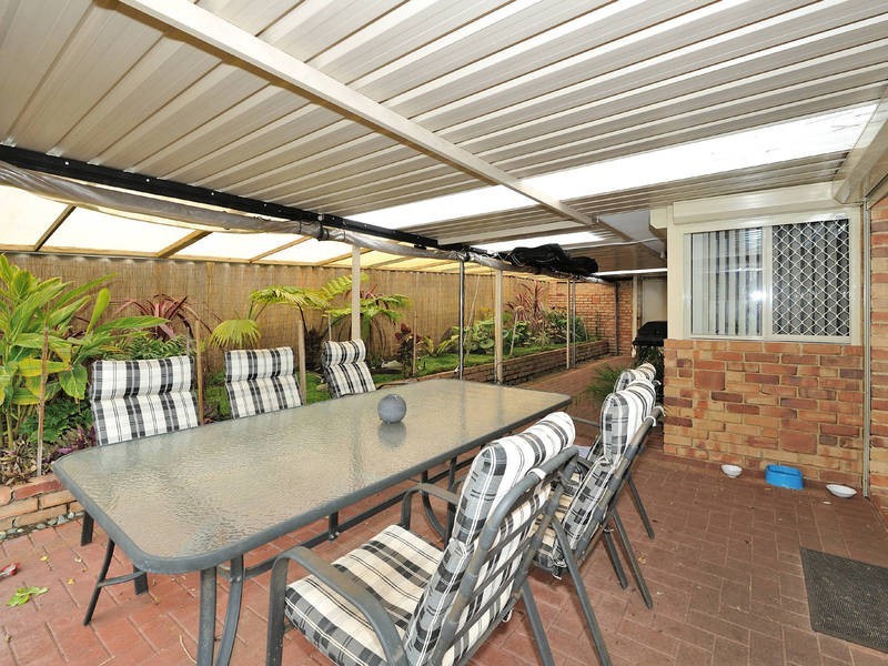 32 Rothesay Court, Cooloongup WA 6168