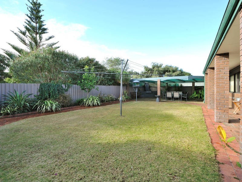 9 Mariano Court, Rockingham WA 6168