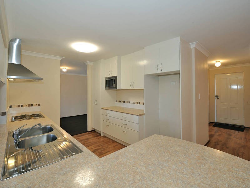 3 Mariano Court, Rockingham WA 6168