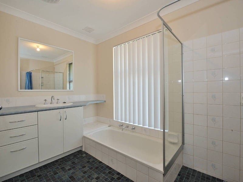 3 Mariano Court, Rockingham WA 6168