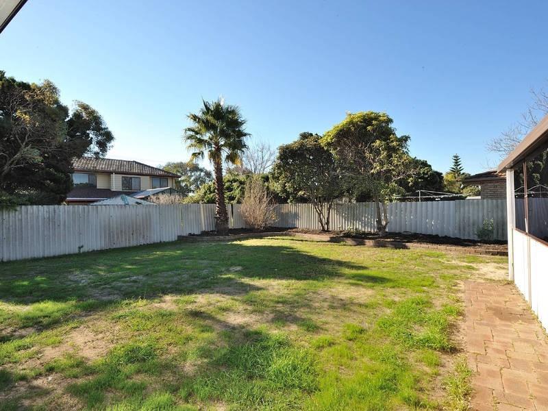 3 Mariano Court, Rockingham WA 6168