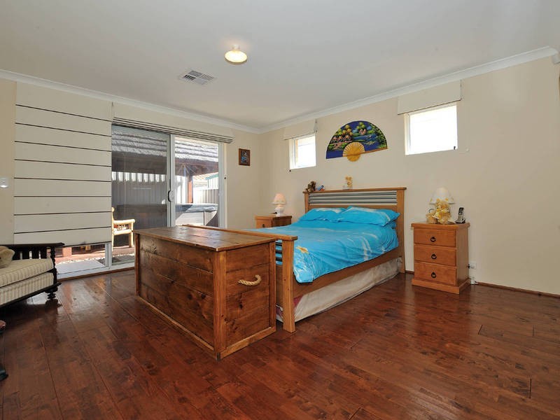 20 Fontenay Court, Port Kennedy WA 6172