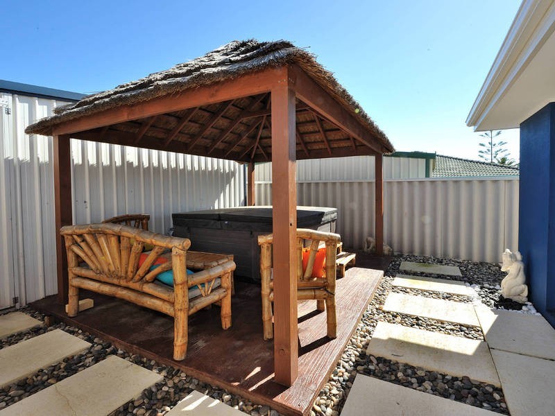 20 Fontenay Court, Port Kennedy WA 6172