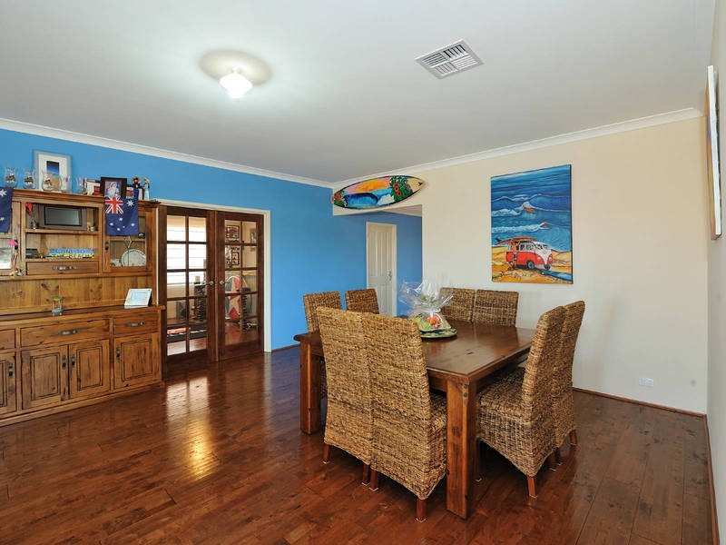 20 Fontenay Court, Port Kennedy WA 6172