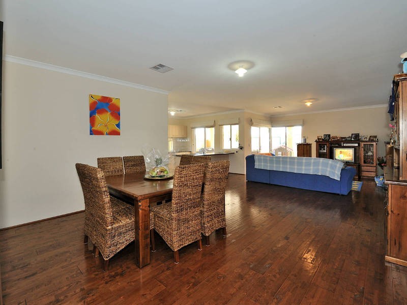 20 Fontenay Court, Port Kennedy WA 6172