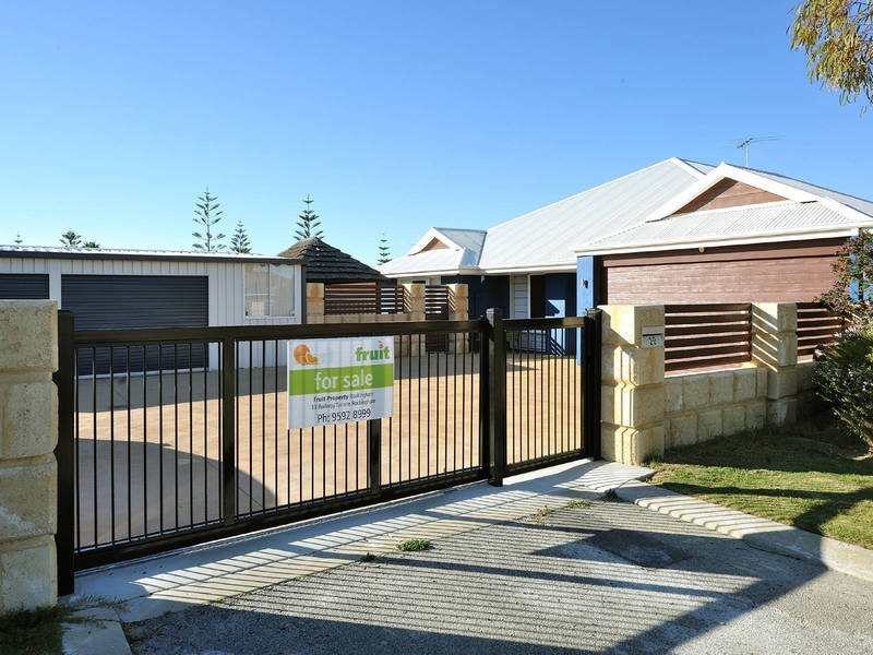 20 Fontenay Court, Port Kennedy WA 6172