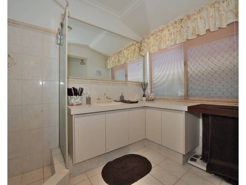 9 Daley Court, Rockingham WA 6168