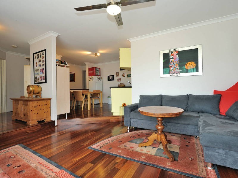 10 St Laurent Mews, Port Kennedy WA 6172