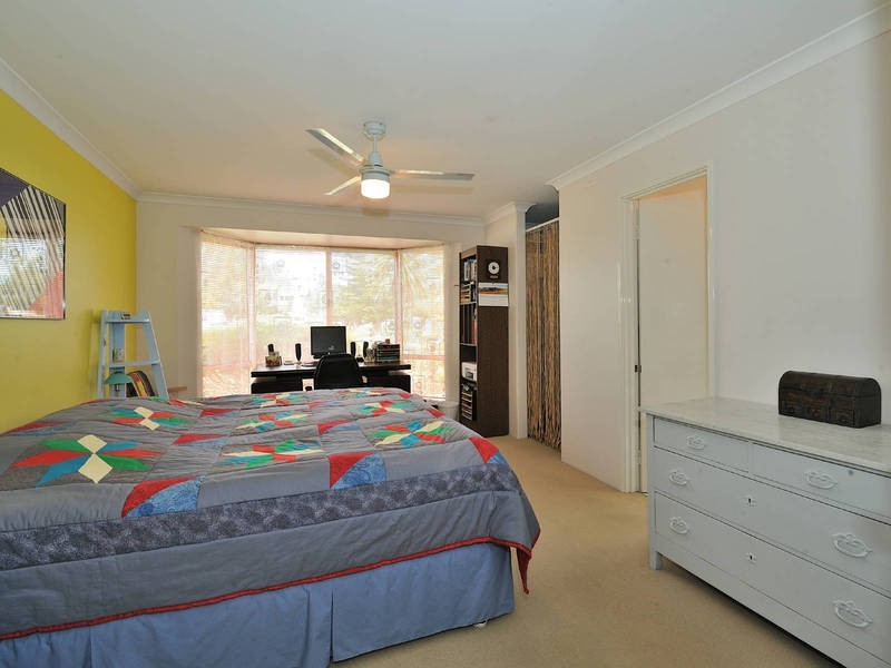 10 St Laurent Mews, Port Kennedy WA 6172