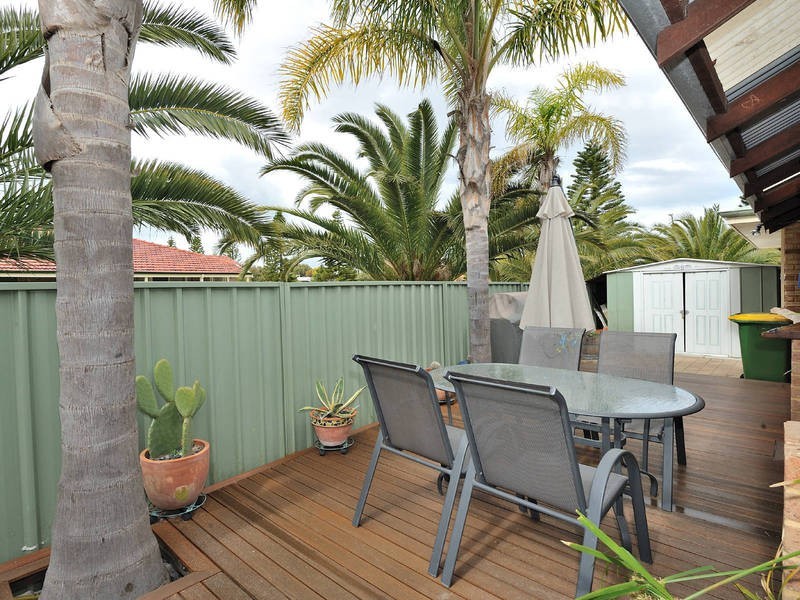 10 St Laurent Mews, Port Kennedy WA 6172