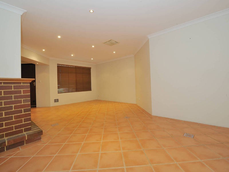 29 Kingsford Court, Port Kennedy WA 6172