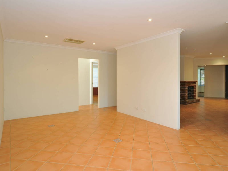 29 Kingsford Court, Port Kennedy WA 6172