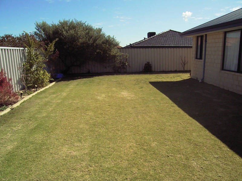 1 Antuka Road, Rockingham WA 6168