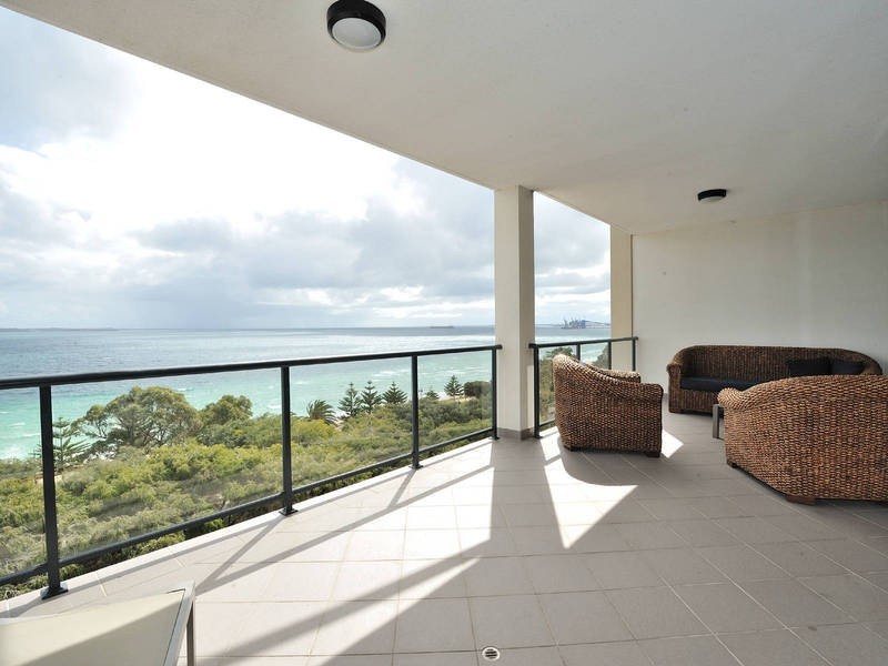 28/43 Rockingham Beach Road, Rockingham WA 6168