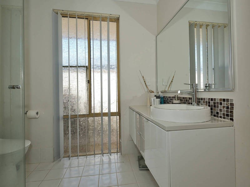 14 Tradewinds Drive, Safety Bay WA 6169