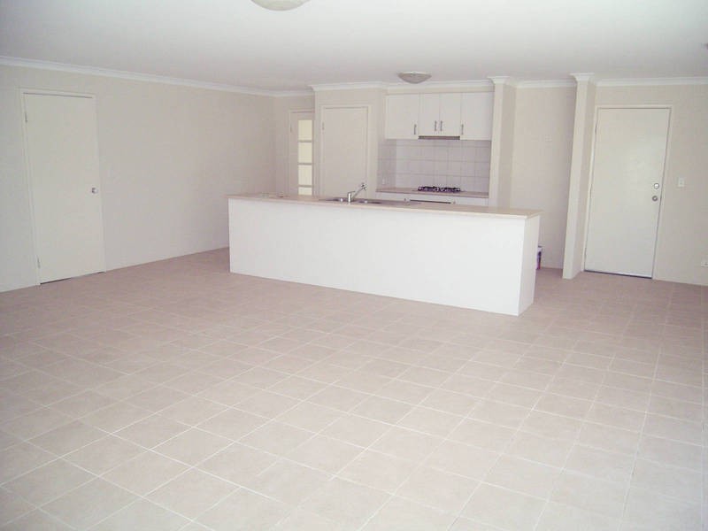 17 Oleander Avenue, Shoalwater WA 6169
