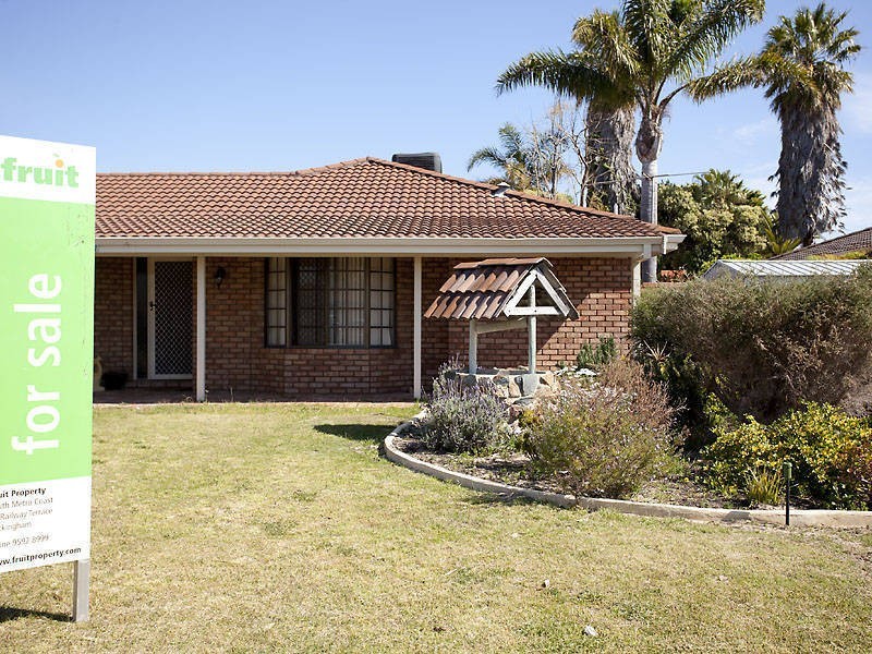 77 Charthouse Road, Waikiki WA 6169