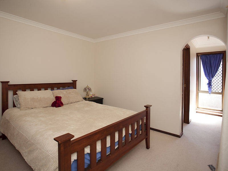 77 Charthouse Road, Waikiki WA 6169