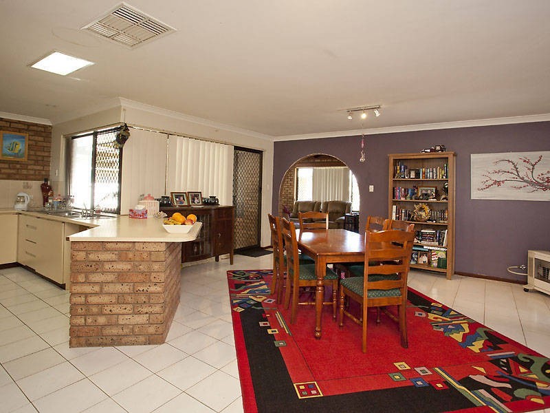 77 Charthouse Road, Waikiki WA 6169