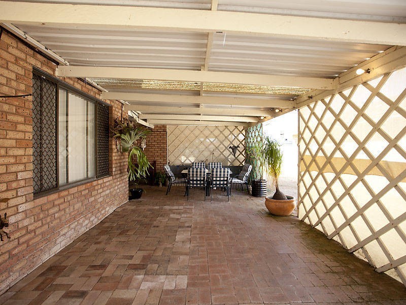 77 Charthouse Road, Waikiki WA 6169