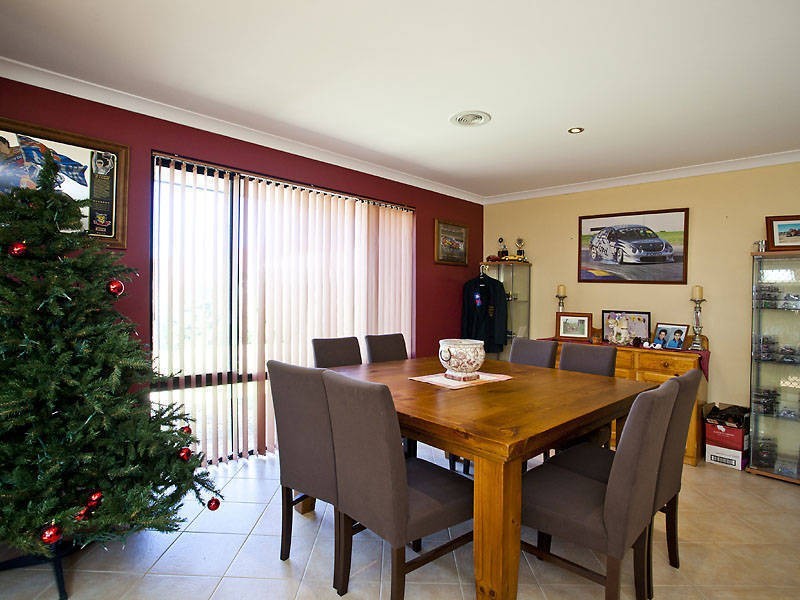 44 Boyle Avenue, Rockingham WA 6168