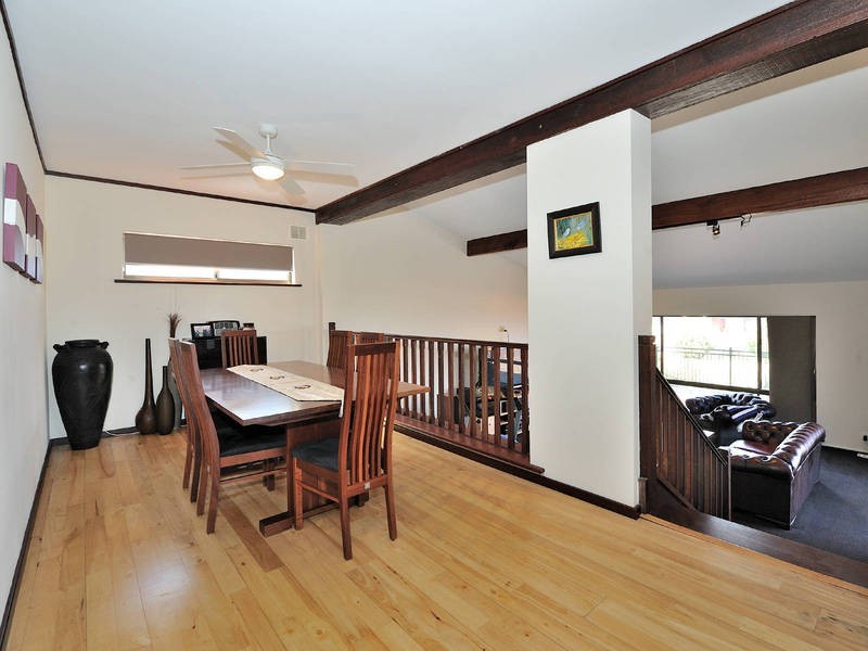 6 Hilda Road, Waikiki WA 6169