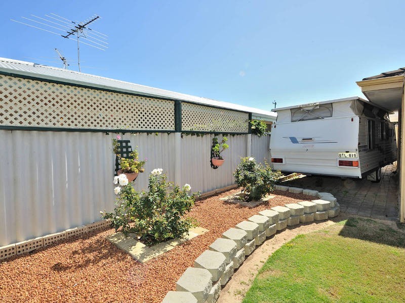 97B Kent Street, Rockingham WA 6168