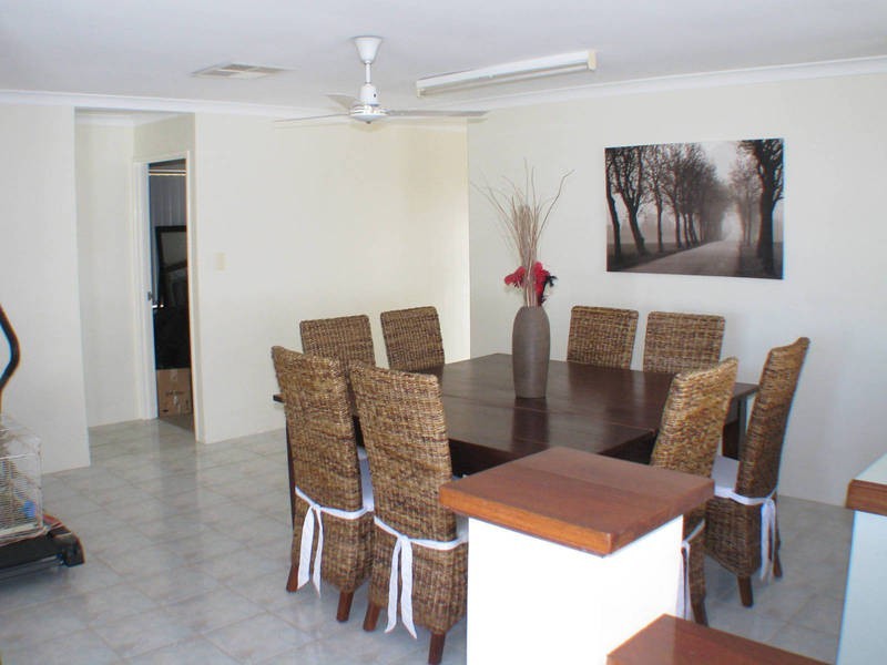 31 Discovery Crescent, Port Kennedy WA 6172