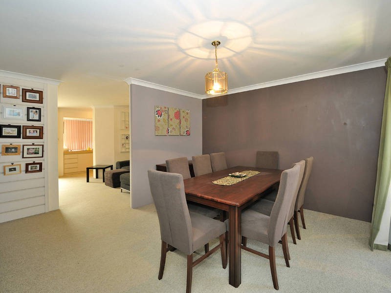 8/11 Bell Street, Rockingham WA 6168