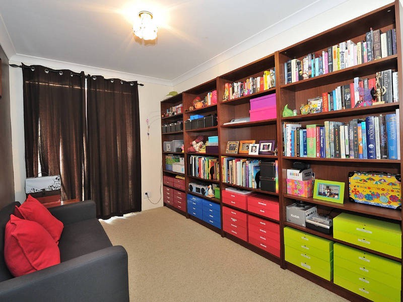 8/11 Bell Street, Rockingham WA 6168