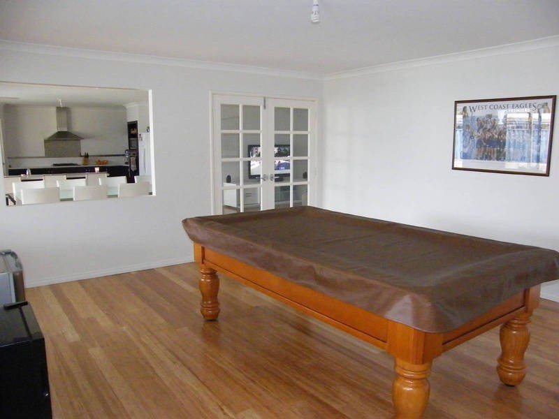 5 Evian Glen, Port Kennedy WA 6172