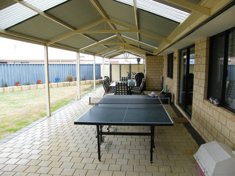 5 Evian Glen, Port Kennedy WA 6172