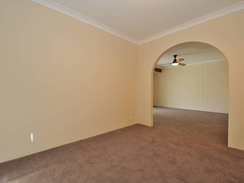 28 Elanora Drive, Cooloongup WA 6168