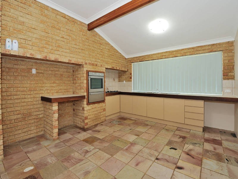 28 Elanora Drive, Cooloongup WA 6168