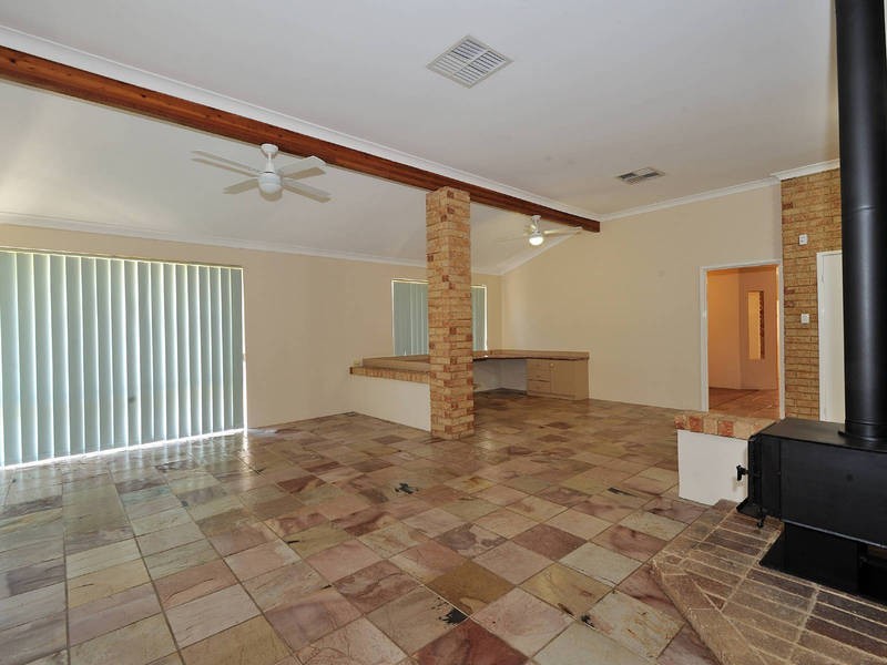 28 Elanora Drive, Cooloongup WA 6168