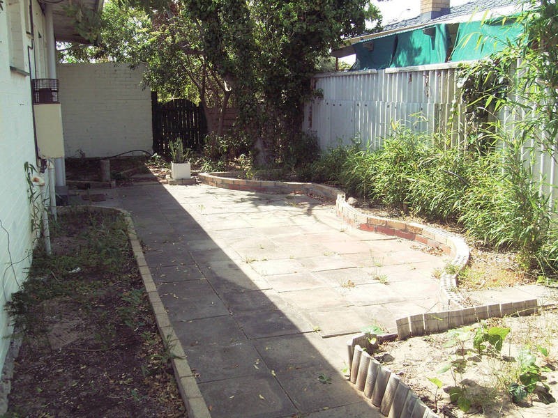 9 Pictor Court, Rockingham WA 6168