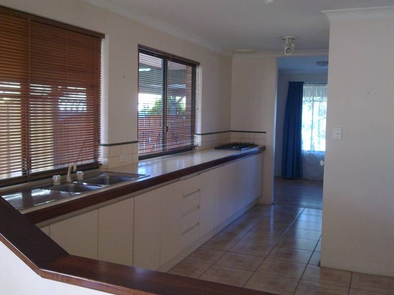 7 Cook Court, Port Kennedy WA 6172