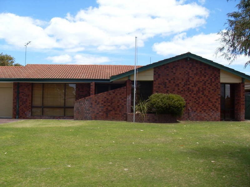 5 Atlantic Way, Waikiki WA 6169