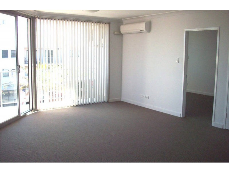 5/15 Kent Street, Rockingham WA 6168