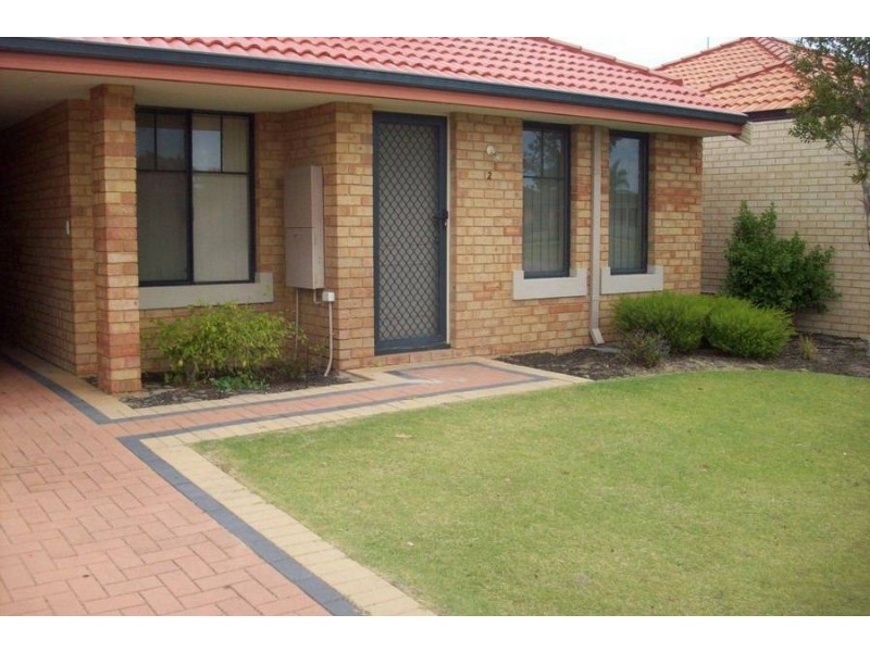 2/2 Moreton Cresent, Warnbro WA 6169