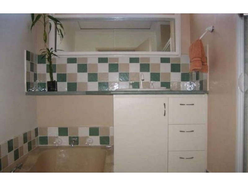 16 Indus Court, Rockingham WA 6168