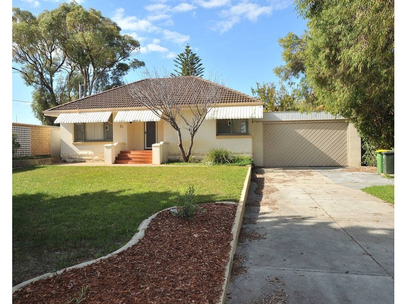 21 Smythe Street, Rockingham WA 6168