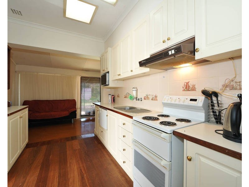 21 Smythe Street, Rockingham WA 6168