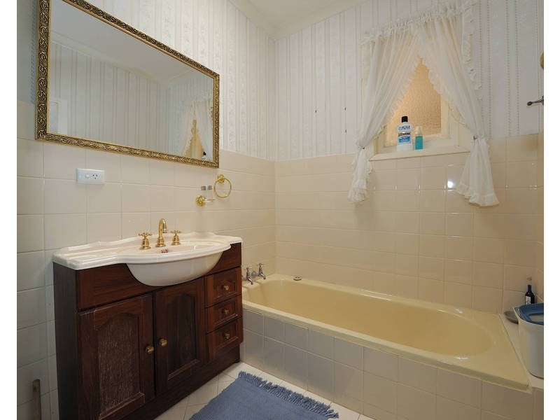 21 Smythe Street, Rockingham WA 6168
