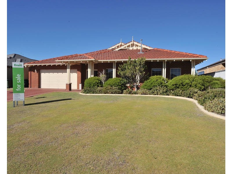 4 Cobblestone Circuit, Secret Harbour WA 6173