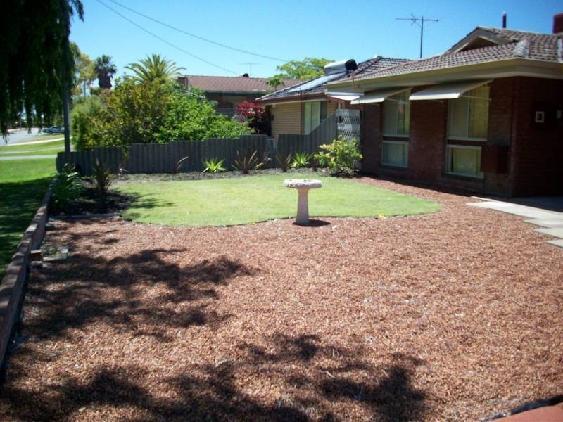37 Oakhampton Road, Warnbro WA 6169