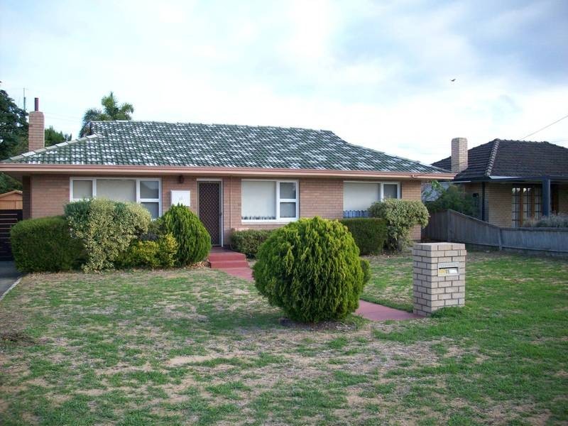 11 Greene Street, Rockingham WA 6168