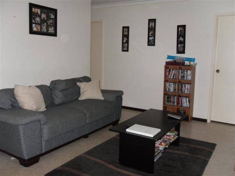 5 Breadon Drive, Cooloongup WA 6168